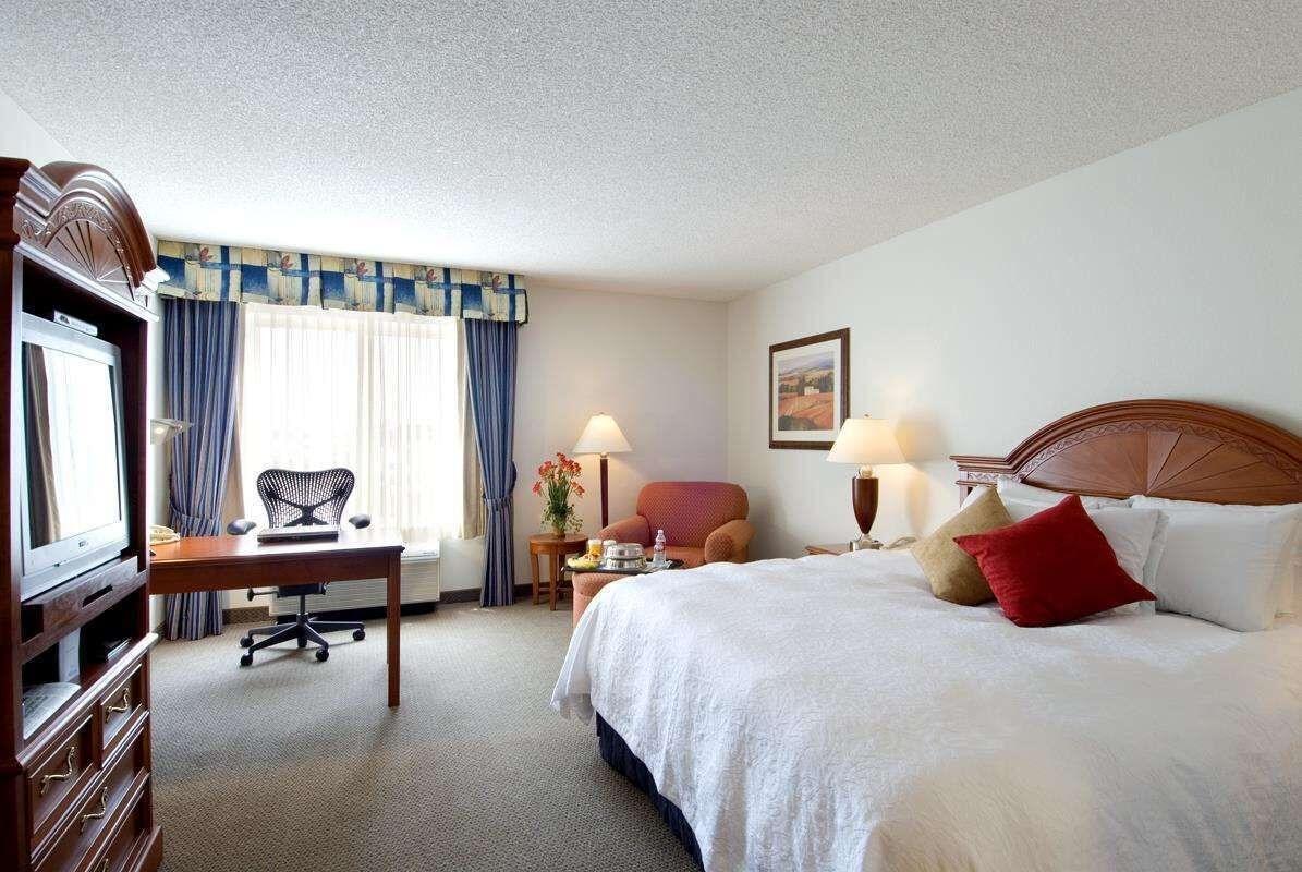 Hilton Garden Inn Tulsa Airport Eksteriør bilde