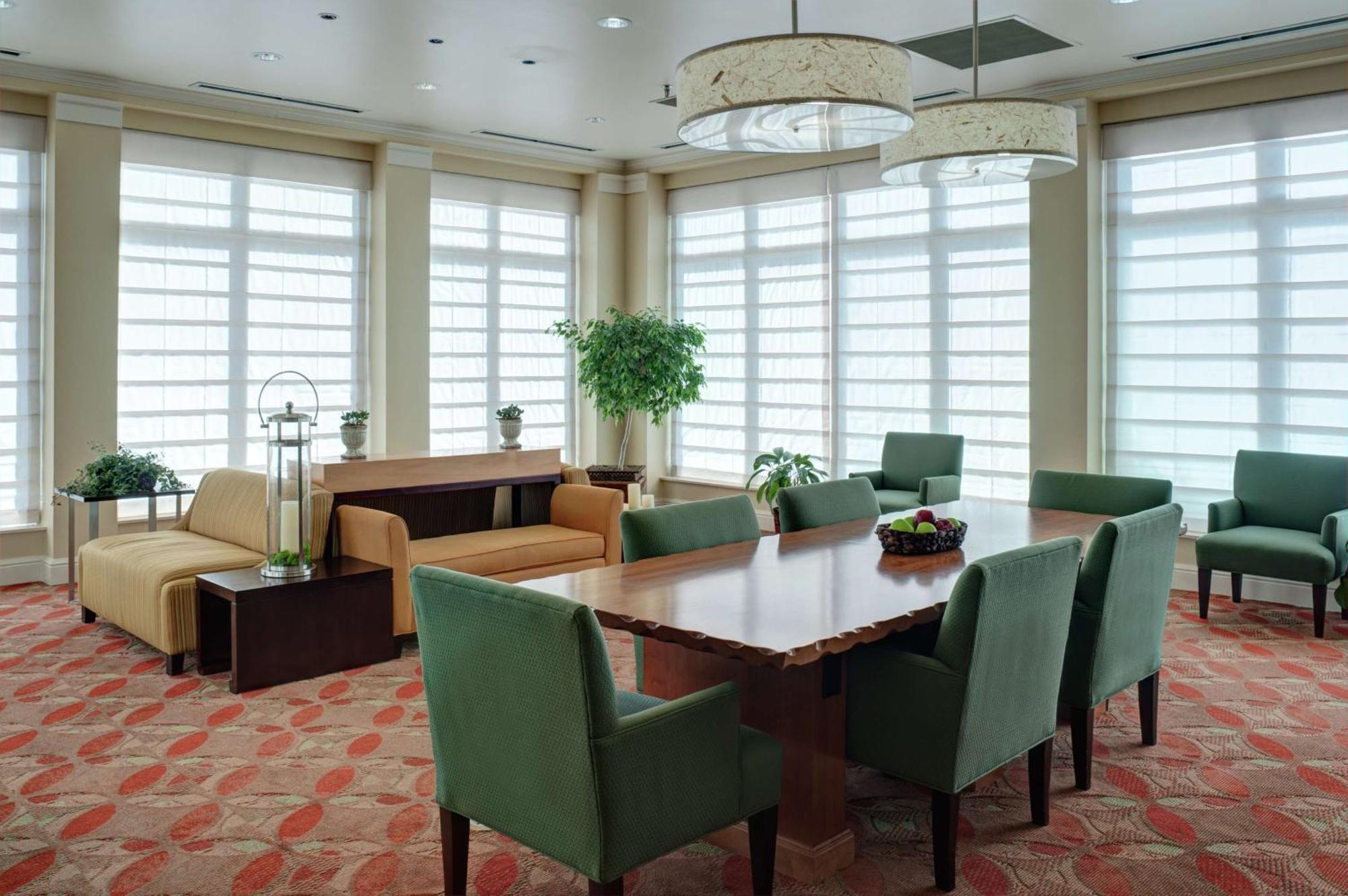 Hilton Garden Inn Tulsa Airport Eksteriør bilde