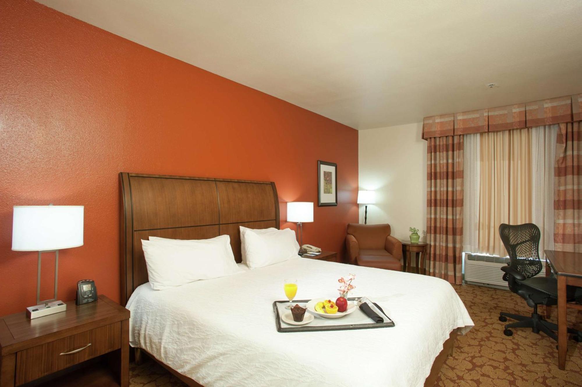 Hilton Garden Inn Tulsa Airport Eksteriør bilde