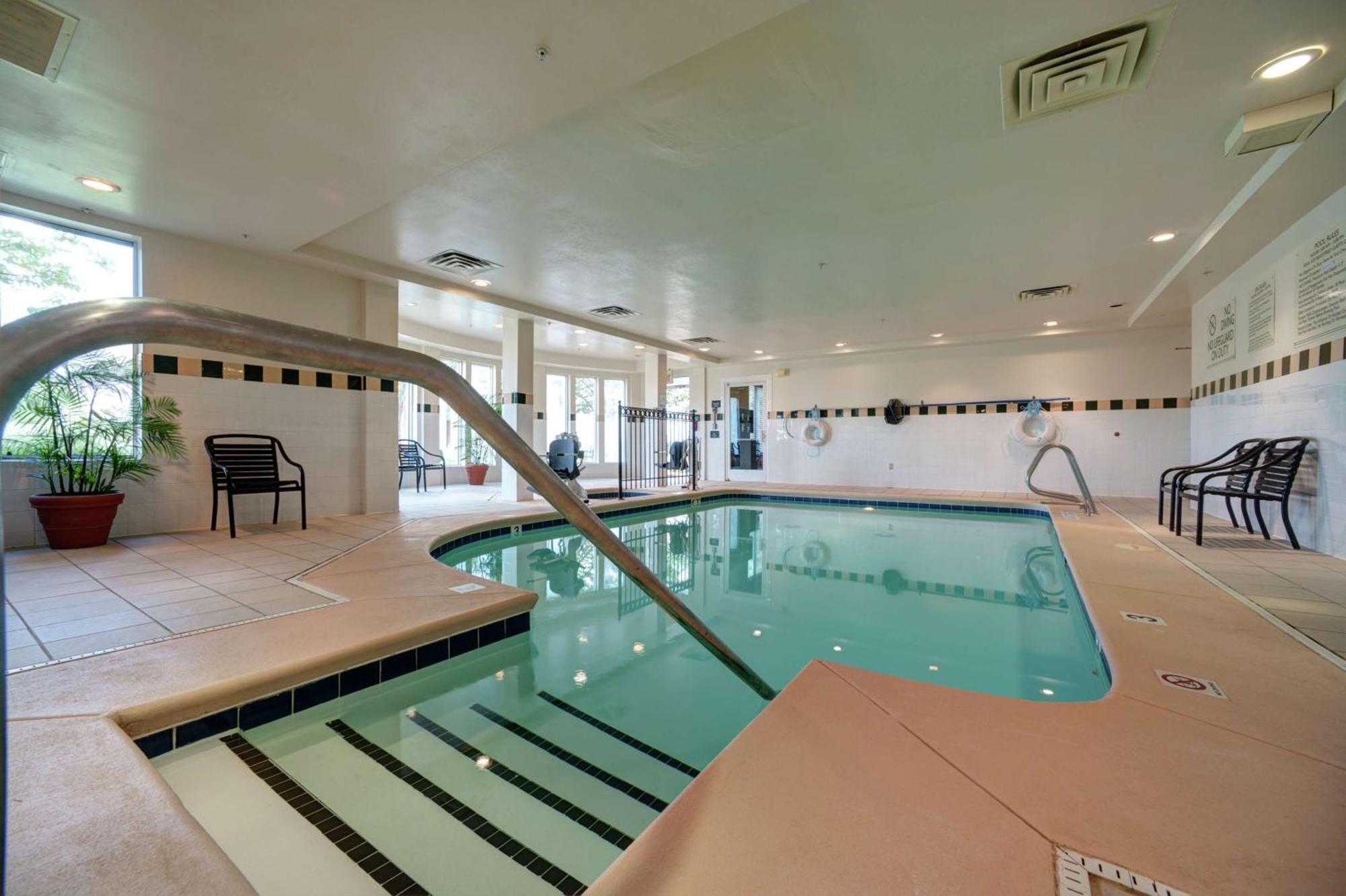 Hilton Garden Inn Tulsa Airport Eksteriør bilde