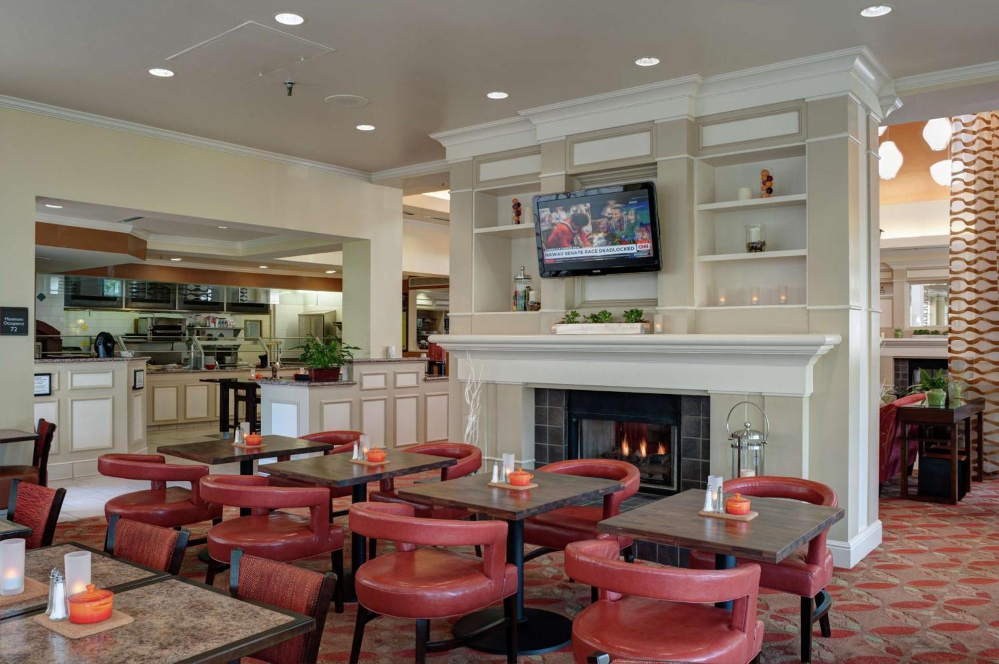 Hilton Garden Inn Tulsa Airport Eksteriør bilde