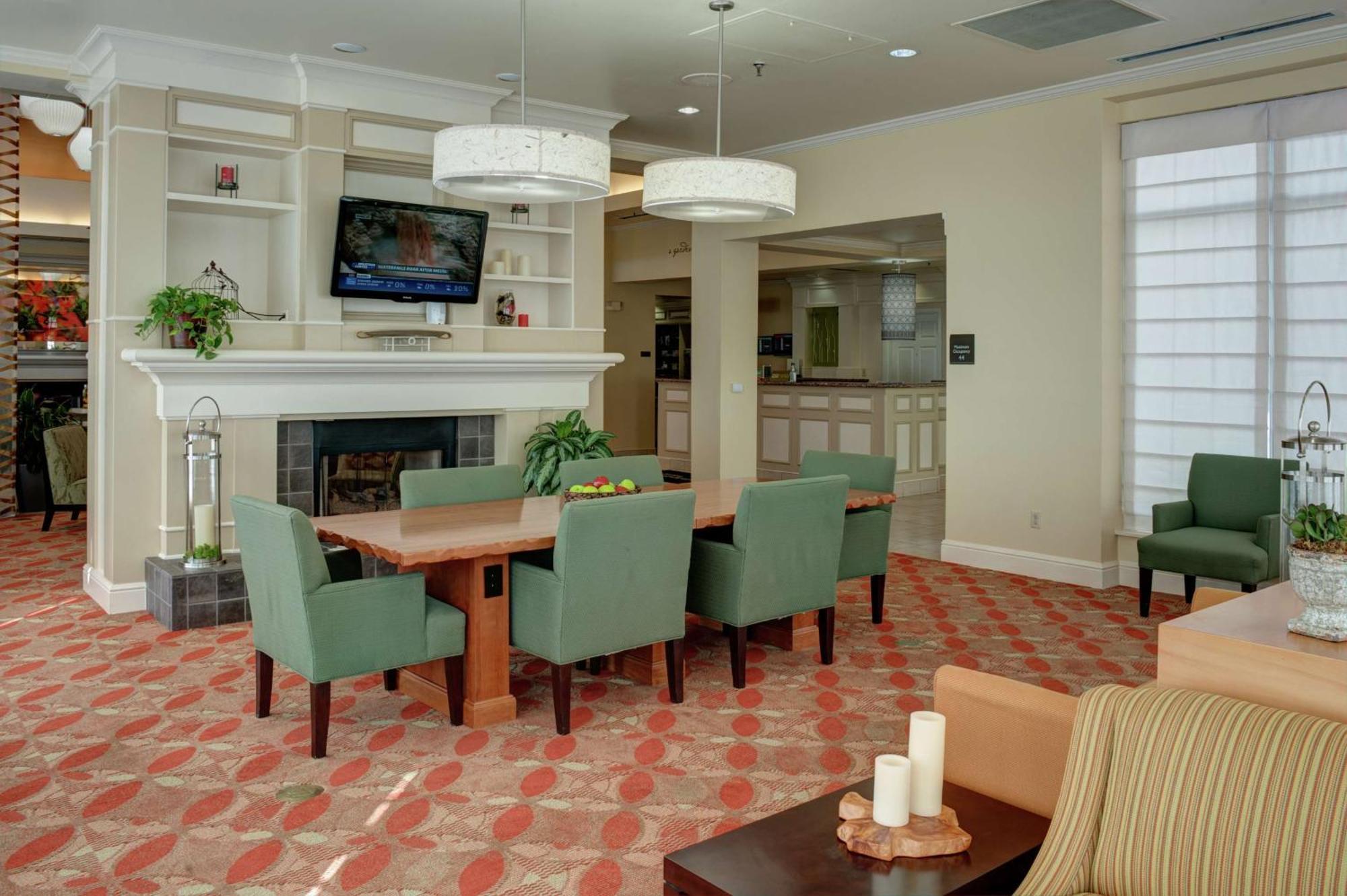 Hilton Garden Inn Tulsa Airport Eksteriør bilde