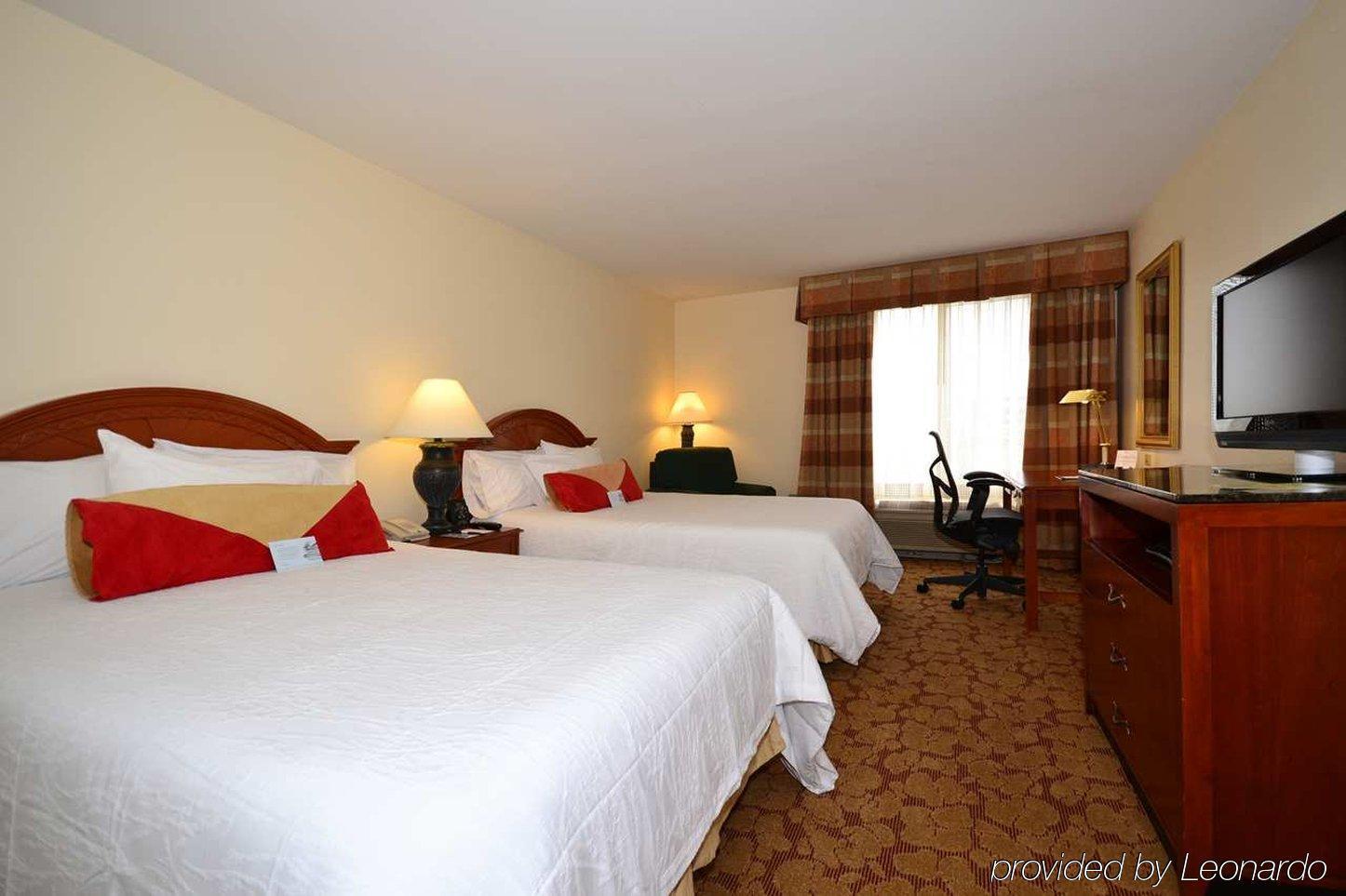 Hilton Garden Inn Tulsa Airport Rom bilde