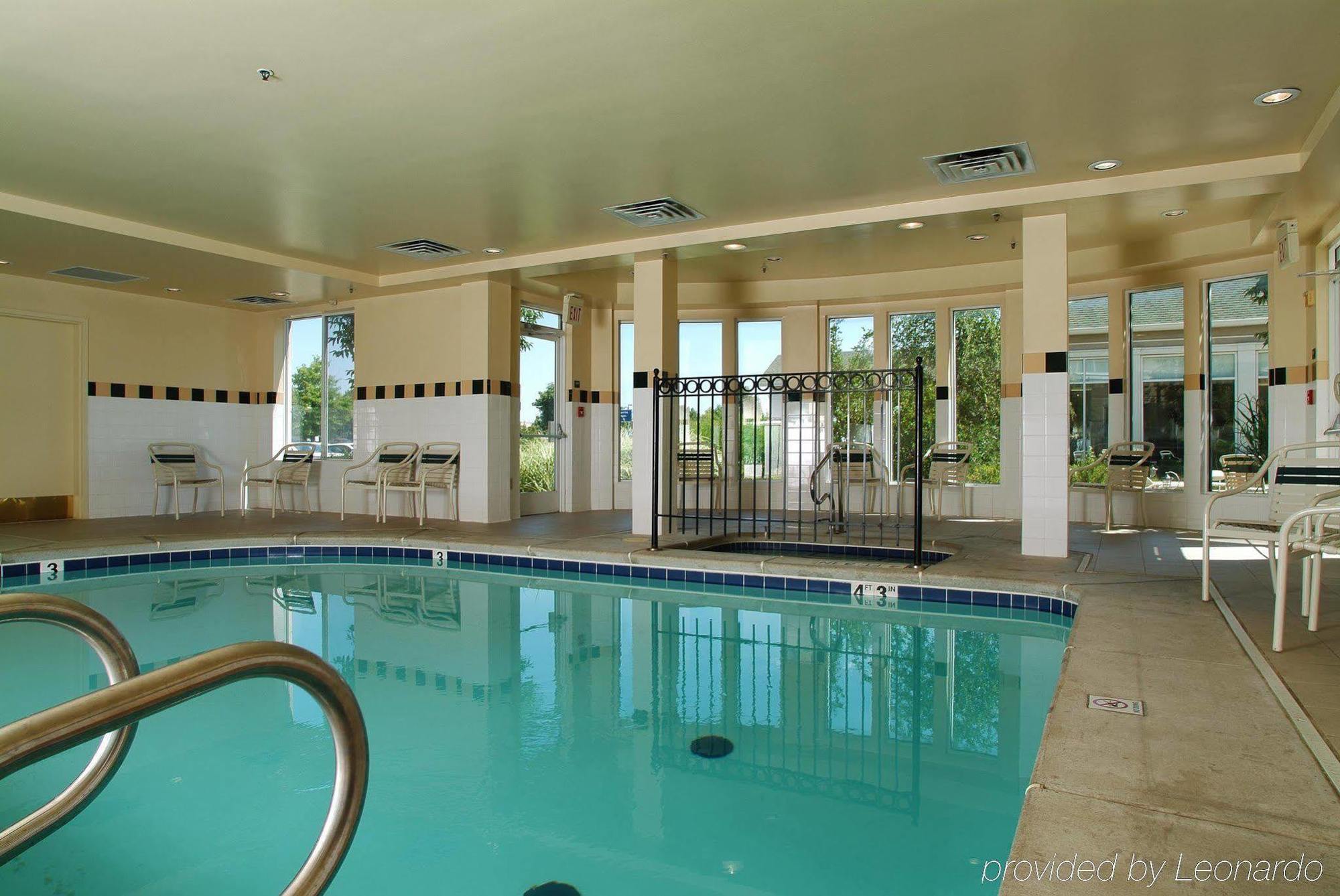 Hilton Garden Inn Tulsa Airport Eksteriør bilde